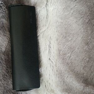 Prada **Empty**  Hardshell Black Case Eyeglasses Magnetic Closure. 6" X 1.5".